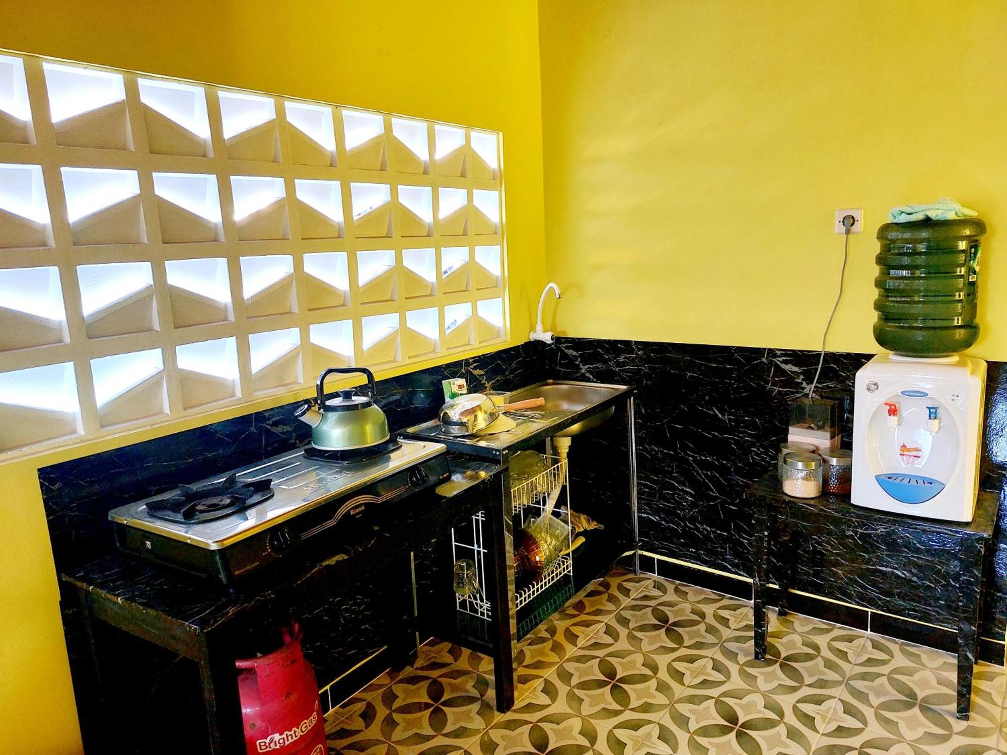 Hotel Griya Tugu Jogja Syariah Yogyakarta Exterior foto