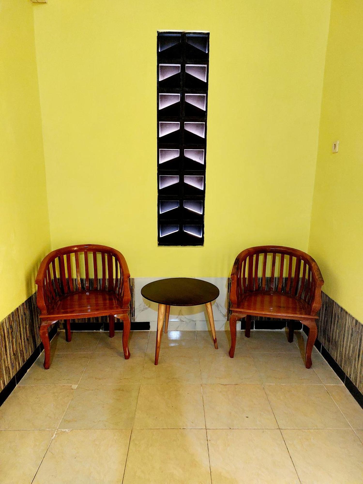 Hotel Griya Tugu Jogja Syariah Yogyakarta Exterior foto
