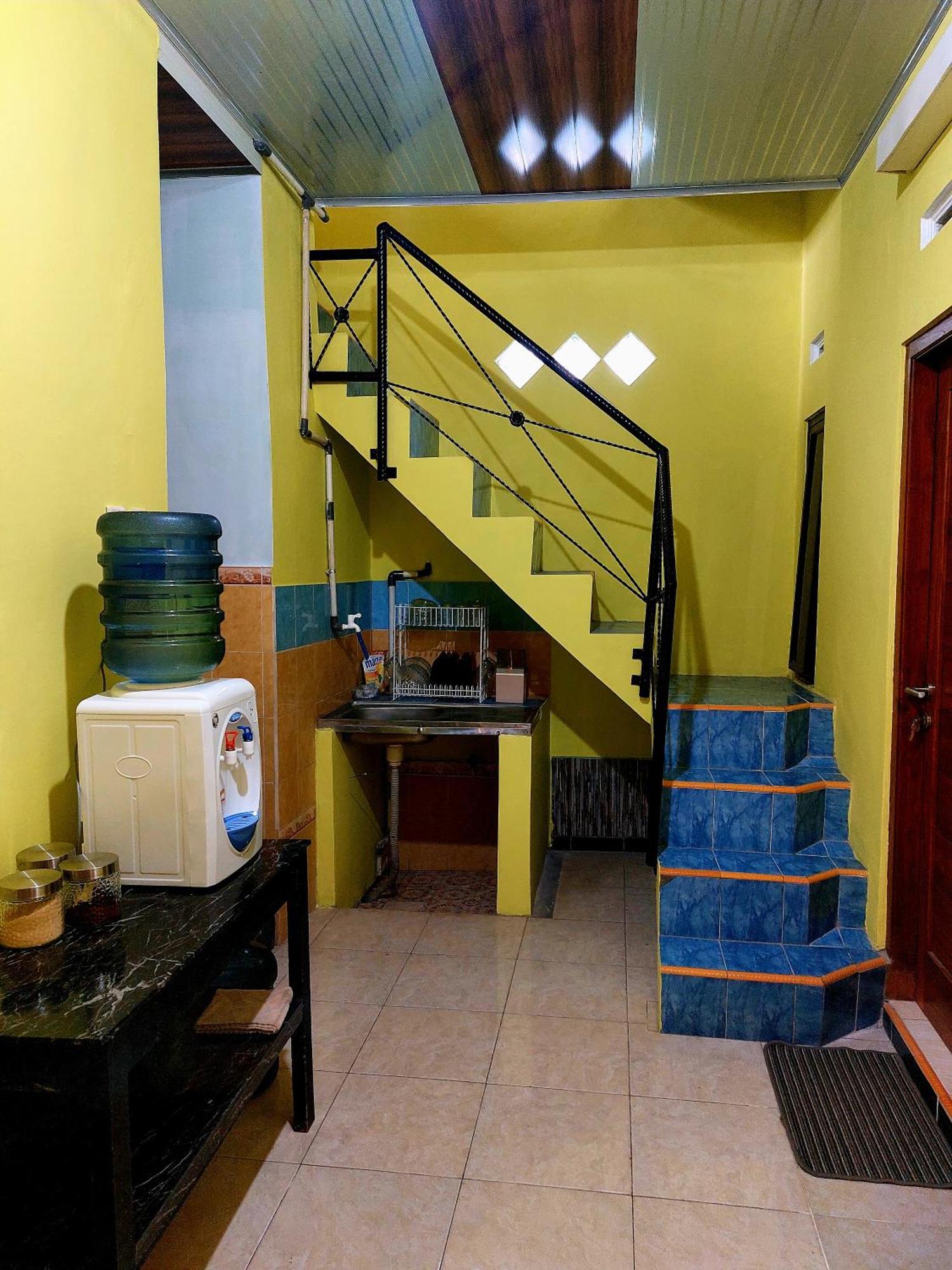 Hotel Griya Tugu Jogja Syariah Yogyakarta Exterior foto